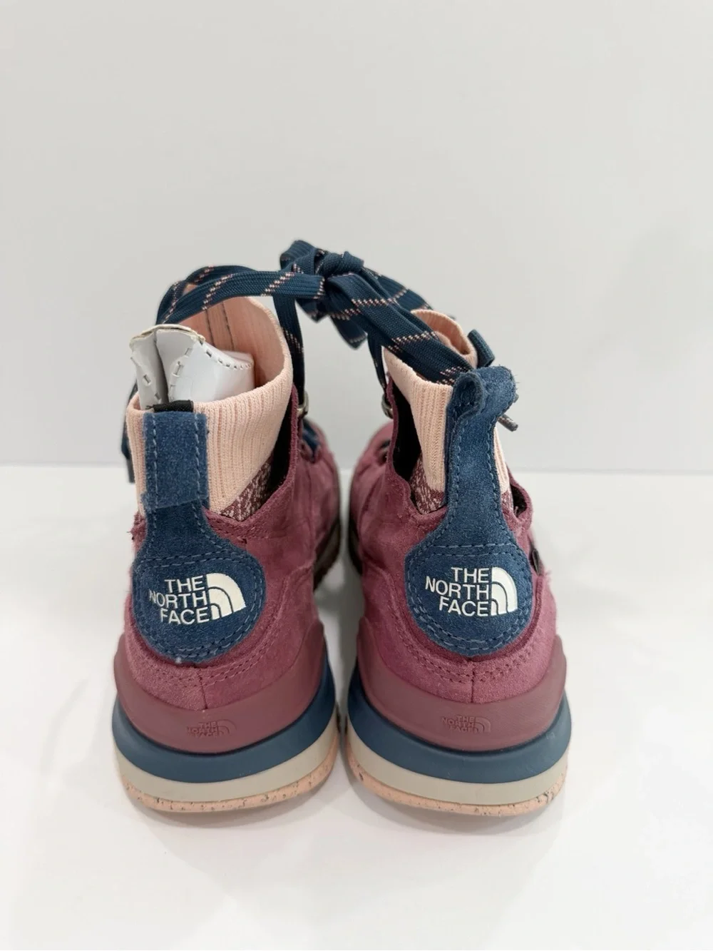 The North Face Women's Waterproof Boots Back-To-Berkeley III Textile